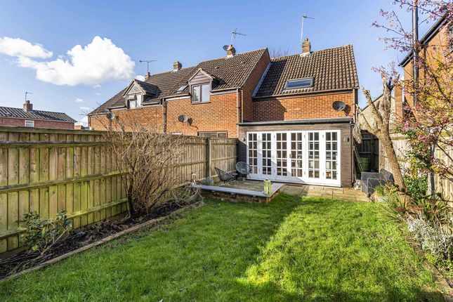 End terrace house for sale in Wheelwright Cottages, Southmoor