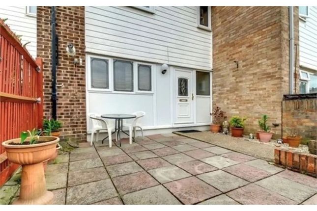 Thumbnail Terraced house for sale in Mascotts Close, London