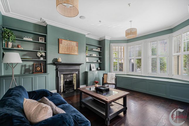 147, Ferme Park Road, Crouch End photo 3