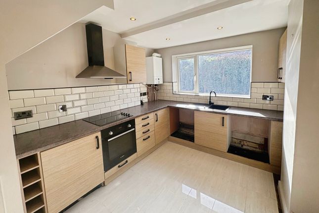 6, Aylesby Close, Lincoln photo 4