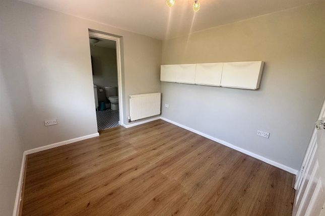 LGFF, 2, Knepp Close, Brighton photo 3