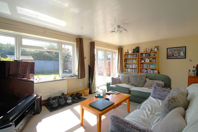 1 Kennedy Way, Leicester photo 4