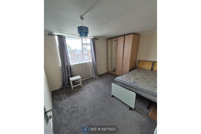 Intalbury Avenue, Aylesbury photo 3