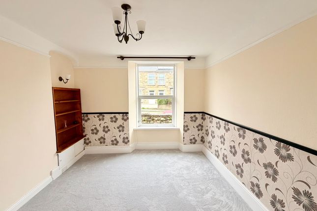 42 Wellington Road, Camborne photo 3