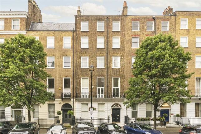 Flat for sale in Devonshire Place, London