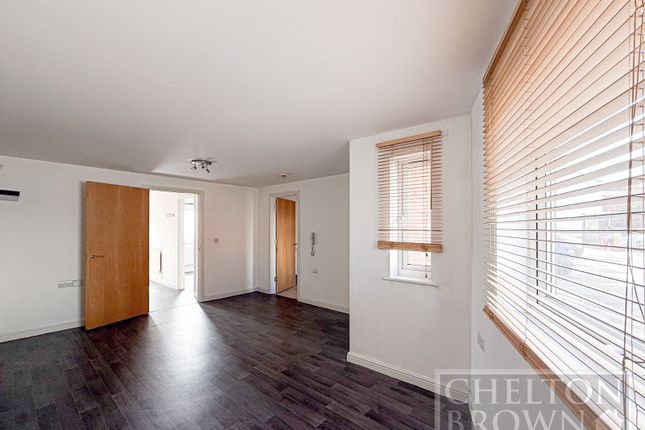 Flat 7, The Bank, 39, Pytchley Street, Northamptonshire photo 3