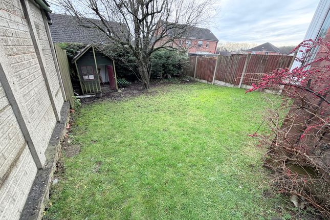10 Larchdale Close, Alfreton photo 4