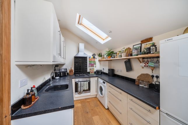12, Station Road, Purton photo 3