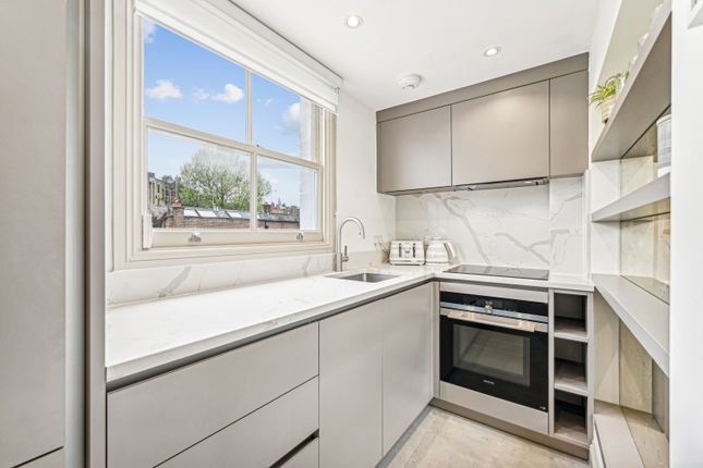 Terraced house to rent in Ovington Square, Knightsbridge