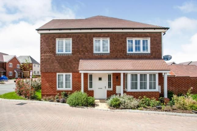 Meridian Close Coxheath Maidstone Kent ME17 3 Bedroom Semi detached 