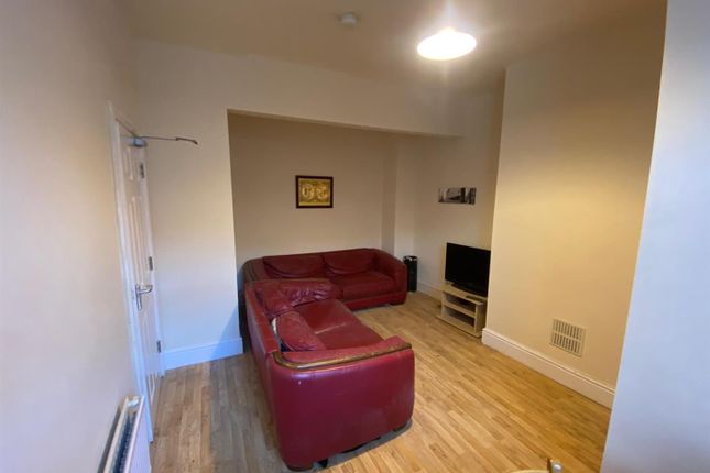 26, Cedric Street, Salford photo 3
