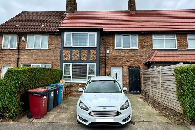 Thumbnail Town house for sale in Lyme Cross Road, Huyton, Liverpool