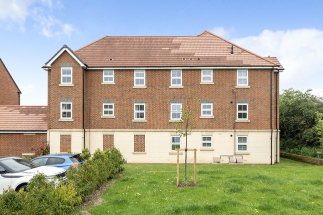 Thumbnail Flat for sale in Marchment Close, Picket Piece, Andover