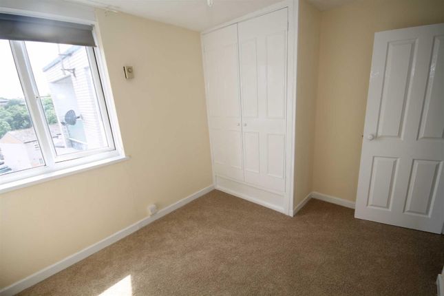 31, Awel Mor, Cardiff photo 5