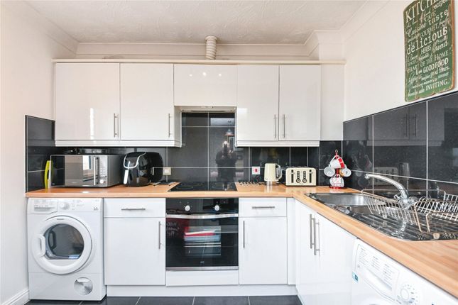 69, Selsey Avenue, Essex photo 4