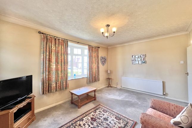 10, Riversway, Poulton-Le-Fylde photo 4
