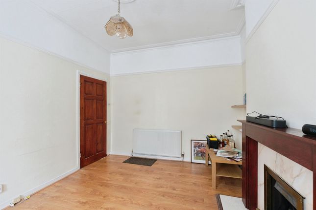 12, Agnes Grove, Wallasey photo 3