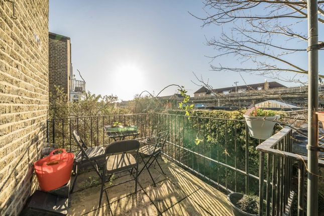 First And Second Floor Flat, 65, Pennard Road, London photo 3
