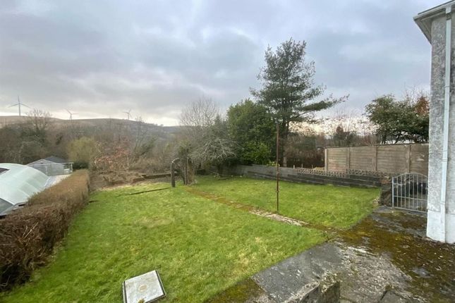 213, Heol Y Gors, Ammanford photo 4