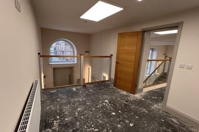 2, Castlegate, Thirsk YO7, office to let - 67748321 | PrimeLocation