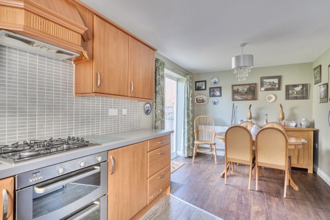 18, Wyatt Way, Somerset photo 3