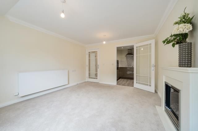 36, Yeats Lodge, Thame photo 4