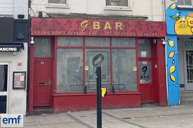 Thumbnail Pub/bar for sale in Prince Of Wales Road, Norwich