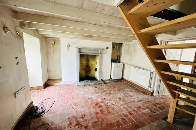 Panteg, 2, Yr Allt, Llangennech photo 3