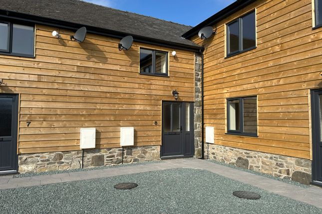 Barn 9 Garth-Pwt,, Clatter, Powys photo 2