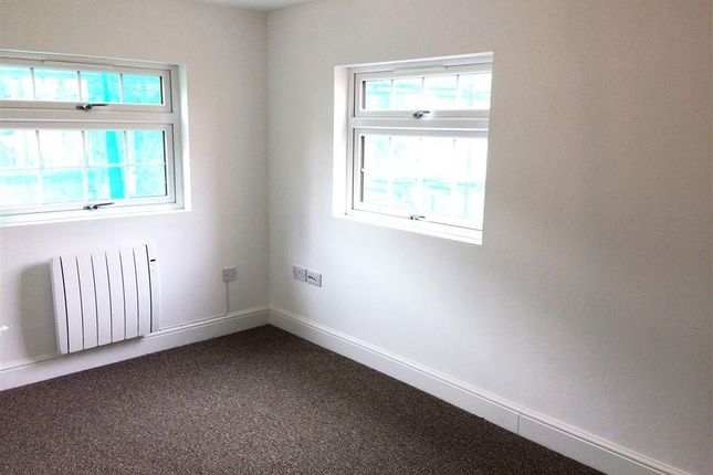 Flat to rent in Portland Place, Hastings