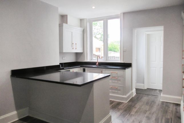 12, Oak Terrace, Leeds photo 5