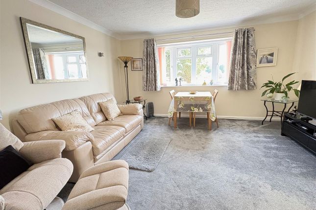 12, Church Hill Place, Hillborough Close, Bexhill-On-Sea photo 3