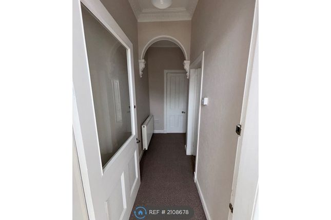 Upper Right  Brucefield Avenue, Dunfermline photo 4