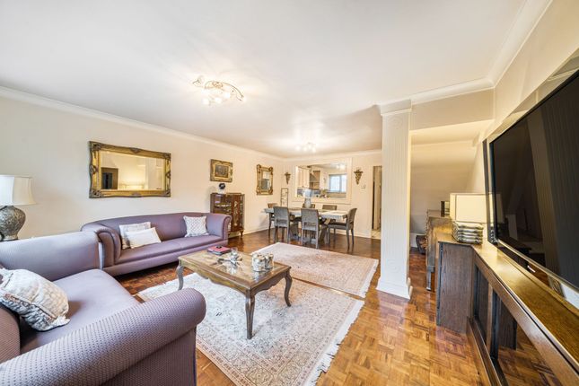 7 Marsh Lane, Stanmore photo 2
