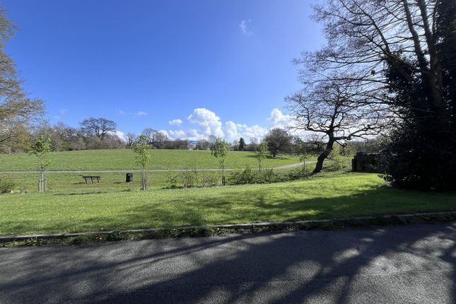 4, Tatton Road, Handforth photo 3