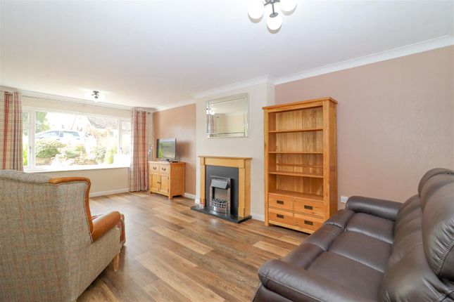 23, Athold Drive, Ossett photo 4