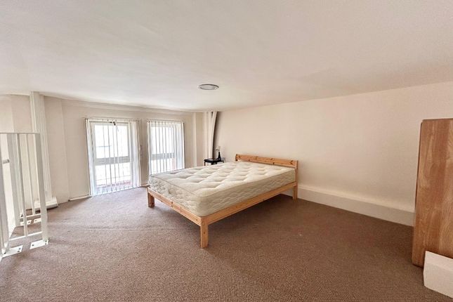 Flat 7, James Reckitt Library, Holderness Road, Hull photo 5