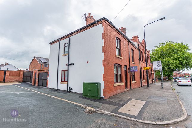 Thumbnail Flat to rent in Firs Lane, Leigh, Greater Manchester.