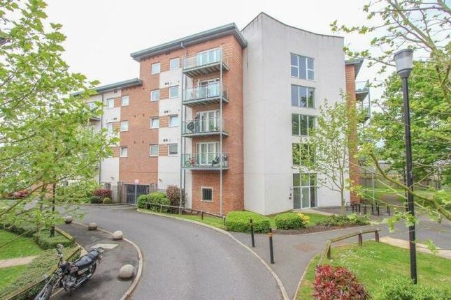 Thumbnail Property to rent in Observer Drive, Watford