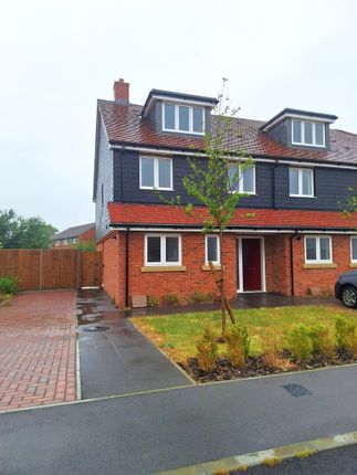 3-bed house on 3, Maude Close, New Romney, £1,700/mo