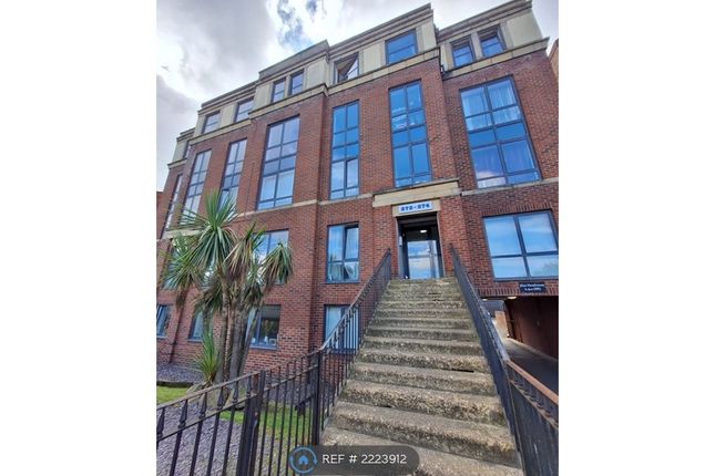 Flat to rent in Upper Parliament Street, Liverpool