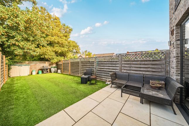 8, Willow House, 51, Woodland Way, Mitcham photo 4