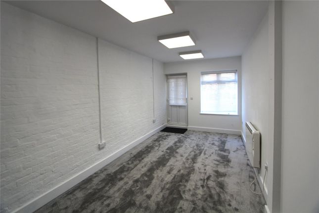 55A,, Chapel Street, Petersfield photo 4