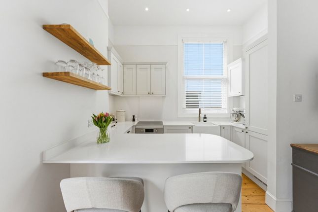 Flat 2, 55 Hove Park Villas, Hove photo 5