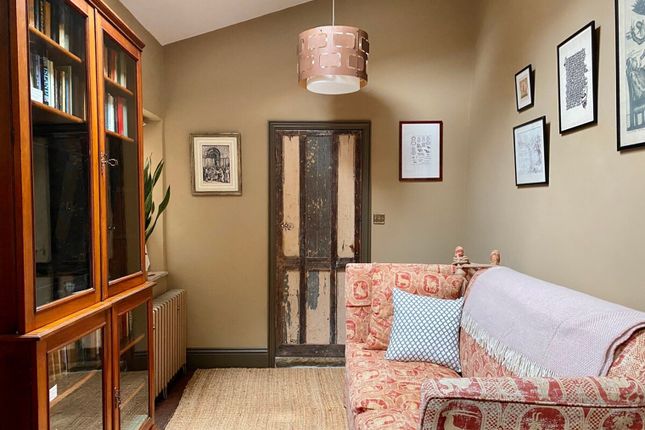 1-bed flat on West End, Frome, £1,612/mo