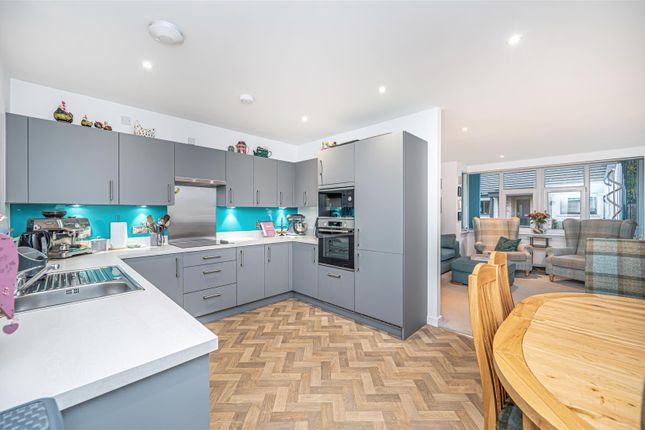 39, Sir Alan Smith Gardens, Kinross photo 4
