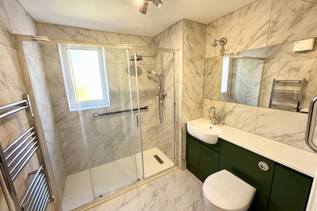 22 Chestnut Court, 99 Marton Gate, Bridlington photo 3