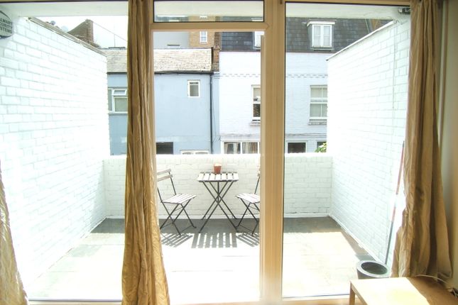 16, Ruston Mews, London photo 4
