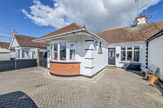 Semi-detached bungalow for sale in Oaken Grange Drive, Southend-On-Sea