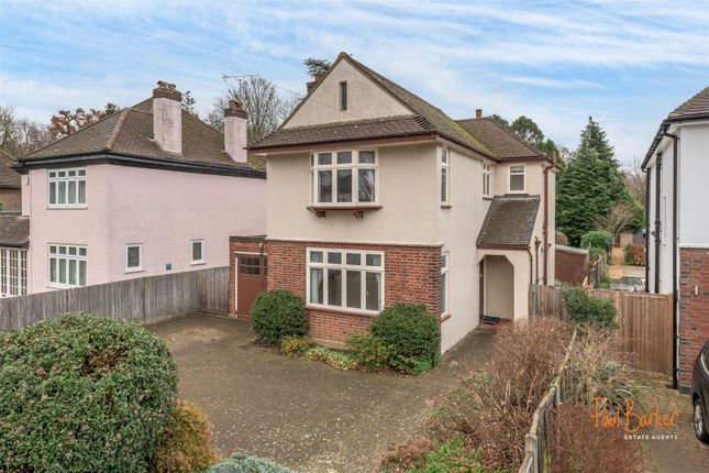Thumbnail Detached house for sale in Churchill Road, St.Albans